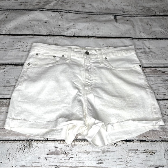 Madewell Pants - NWT Madewell White High=Rise Denim Shorts Size 32